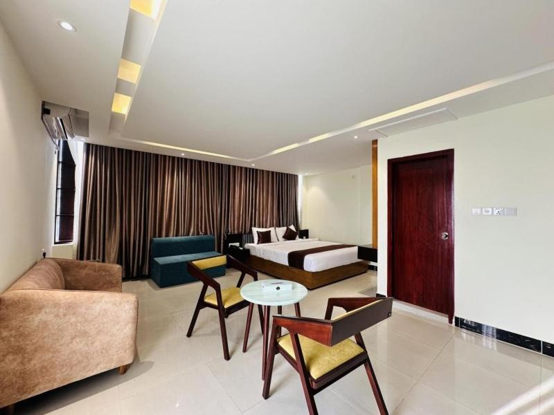 Connecting Family Room